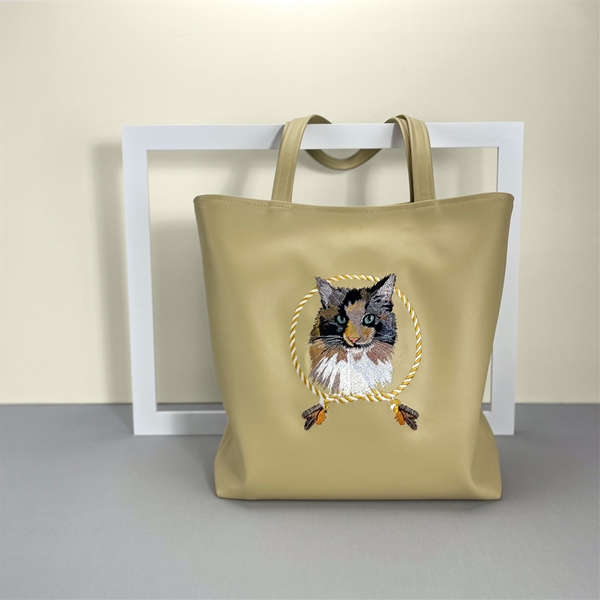 Pet Portrait Tote Bag Sasha